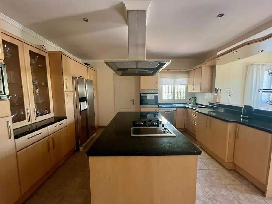 Stunning Villa Perfect For Golf Lovers & Families! Mijas