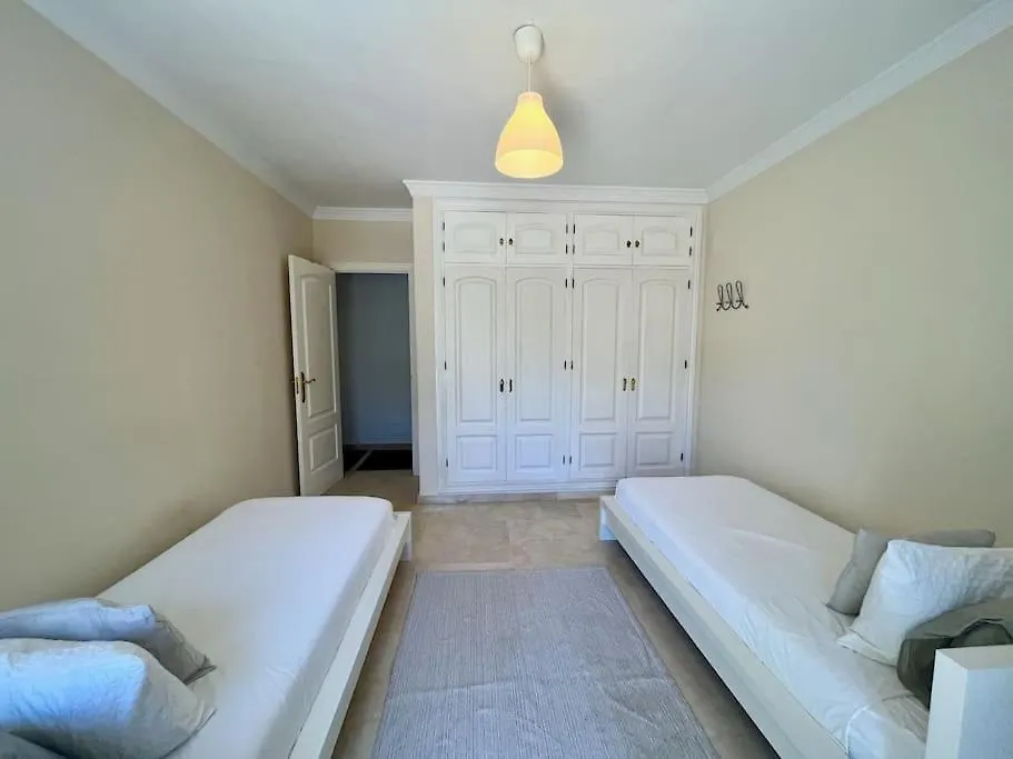 Stunning Villa Perfect For Golf Lovers & Families! Mijas Holiday home