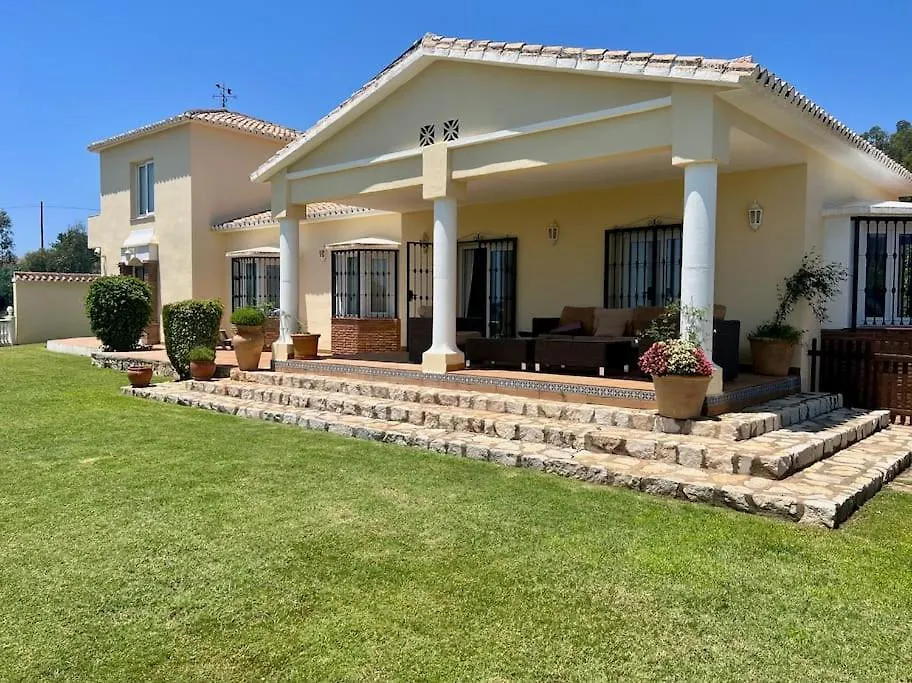 Stunning Villa Perfect For Golf Lovers & Families! Mijas